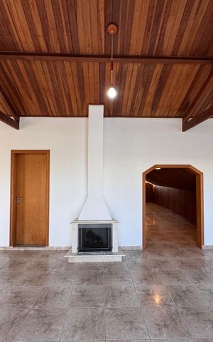 Casa de condomínio para alugar com 1030m², 5 quartos e 8 vagas Casa de condomínio para alugar com 1030m², 5 quartos e 8 vagasÁrea comum