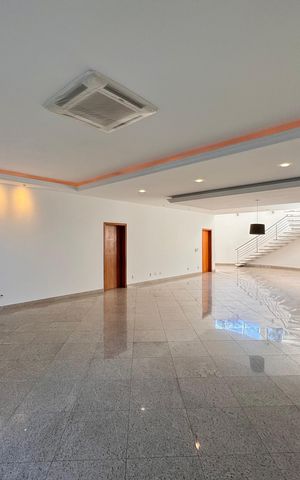 Casa de condomínio para alugar com 1030m², 5 quartos e 8 vagas Casa de condomínio para alugar com 1030m², 5 quartos e 8 vagasSala