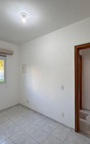 Casa de condomínio para alugar com 1030m², 5 quartos e 8 vagas Casa de condomínio para alugar com 1030m², 5 quartos e 8 vagasEdícula