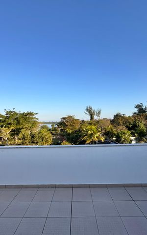 Casa de condomínio para alugar com 1030m², 5 quartos e 8 vagas Casa de condomínio para alugar com 1030m², 5 quartos e 8 vagasTerraço