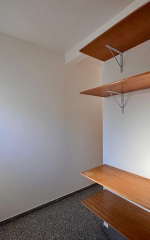 Casa de condomínio para alugar com 1030m², 5 quartos e 8 vagas Casa de condomínio para alugar com 1030m², 5 quartos e 8 vagasCloset da Suíte 2