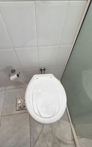 Casa de condomínio para alugar com 1030m², 5 quartos e 8 vagas Casa de condomínio para alugar com 1030m², 5 quartos e 8 vagasEdícula