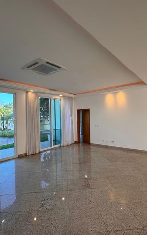 Casa de condomínio para alugar com 1030m², 5 quartos e 8 vagas Casa de condomínio para alugar com 1030m², 5 quartos e 8 vagasSala