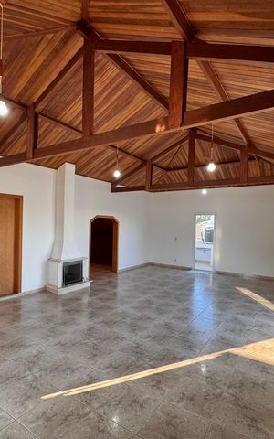 Casa de condomínio para alugar com 1030m², 5 quartos e 8 vagas Casa de condomínio para alugar com 1030m², 5 quartos e 8 vagasÁrea comum