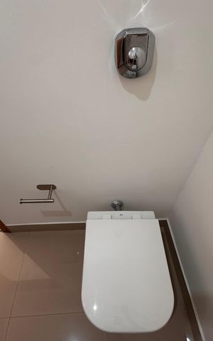Casa de condomínio para alugar com 1030m², 5 quartos e 8 vagas Casa de condomínio para alugar com 1030m², 5 quartos e 8 vagasÁrea comum