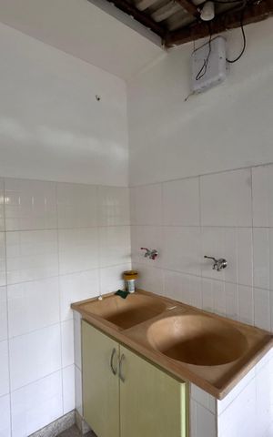Casa de condomínio para alugar com 1030m², 5 quartos e 8 vagas Casa de condomínio para alugar com 1030m², 5 quartos e 8 vagasEdícula - Lavanderia