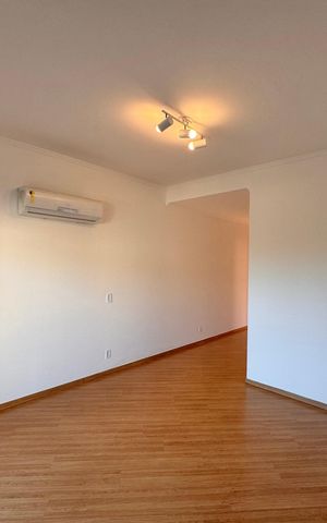 Casa de condomínio para alugar com 1030m², 5 quartos e 8 vagas Casa de condomínio para alugar com 1030m², 5 quartos e 8 vagasSuíte 4
