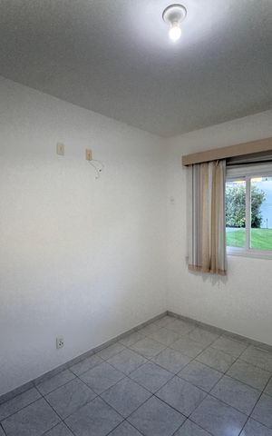 Casa de condomínio para alugar com 1030m², 5 quartos e 8 vagas Casa de condomínio para alugar com 1030m², 5 quartos e 8 vagasEdícula
