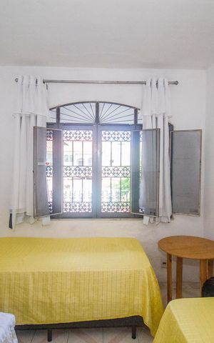 Casa à venda com 200m², 4 quartos e 1 vaga Casa à venda com 200m², 4 quartos e 1 vagaQuarto 3