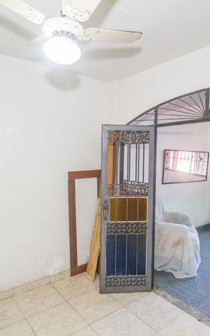 Casa à venda com 200m², 4 quartos e 1 vaga Casa à venda com 200m², 4 quartos e 1 vagaSala 2