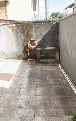 Casa à venda com 380m², 2 quartos e 1 vagaGaragem