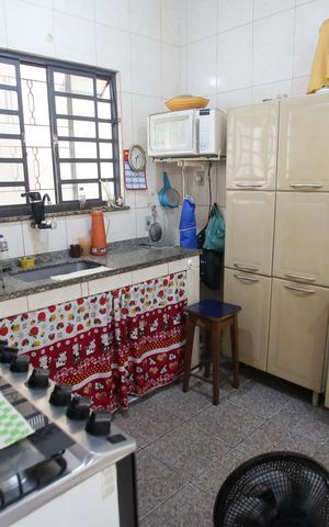 Casa à venda com 380m², 2 quartos e 1 vagaCozinha