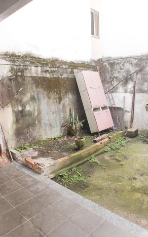 Casa à venda com 380m², 2 quartos e 1 vagaQuintal dos Fundos