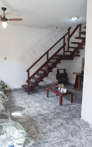 Casa à venda com 380m², 2 quartos e 1 vagaSala