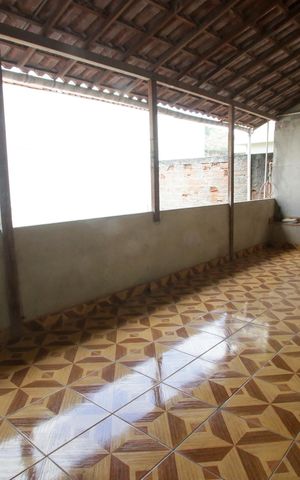 Casa à venda com 380m², 2 quartos e 1 vagaVaranda dos Fundos