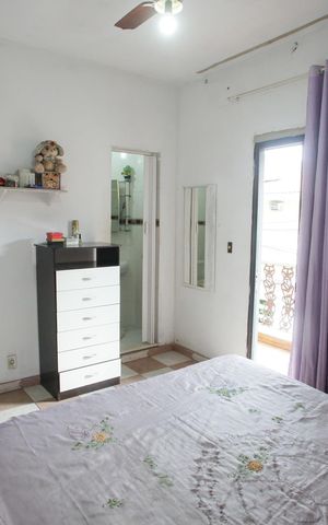 Casa à venda com 380m², 2 quartos e 1 vagaQuarto Suíte 2