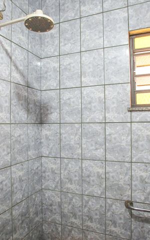 Casa à venda com 380m², 2 quartos e 1 vagaBanheiro Social
