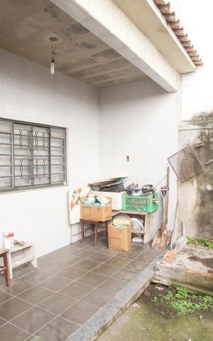 Casa à venda com 380m², 2 quartos e 1 vagaQuintal dos Fundos