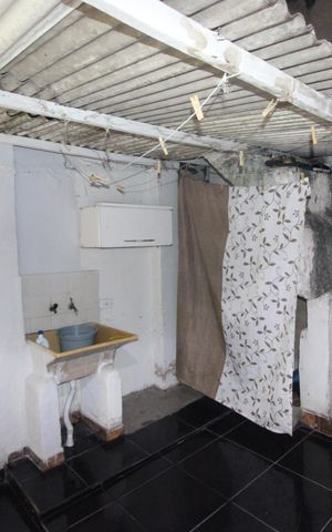 Casa à venda com 120m², 5 quartos e 2 vagasÁrea de Serviço