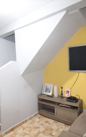 Casa à venda com 120m², 5 quartos e 2 vagasCasa 2 - Sala