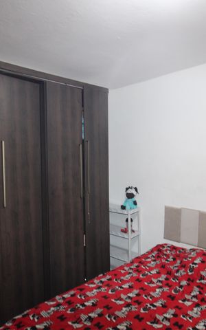 Casa à venda com 120m², 5 quartos e 2 vagasCasa 2 - Quarto