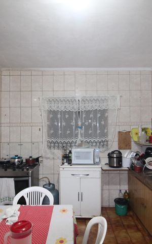 Casa à venda com 120m², 5 quartos e 2 vagasCasa 3 - Cozinha