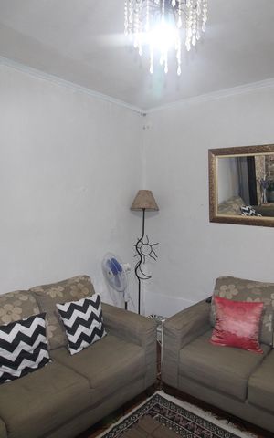 Casa à venda com 120m², 5 quartos e 2 vagasCasa 3 - Sala