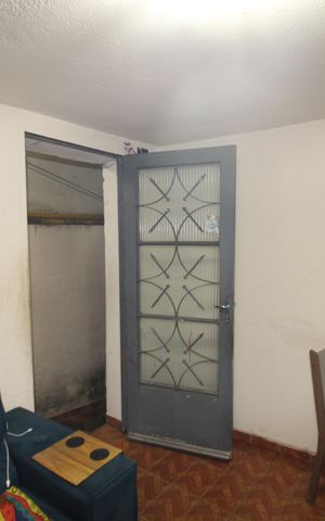 Casa à venda com 120m², 5 quartos e 2 vagasSala