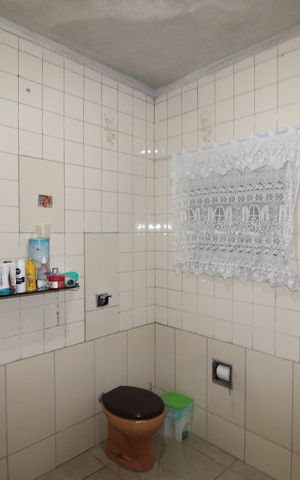 Casa à venda com 120m², 5 quartos e 2 vagasCasa 3 - Banheiro