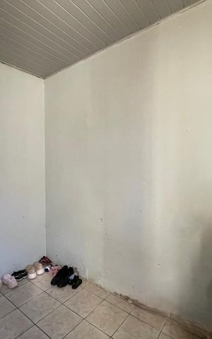 Casa à venda com 80m², 4 quartos e 2 vagas Casa à venda com 80m², 4 quartos e 2 vagasQuarto 2