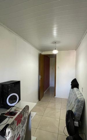 Casa à venda com 80m², 4 quartos e 2 vagas Casa à venda com 80m², 4 quartos e 2 vagasQuarto