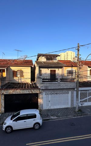 Casa à venda com 252m², 4 quartos e 2 vagas Casa à venda com 252m², 4 quartos e 2 vagasVista da Sacada da Suíte 1 e Quarto