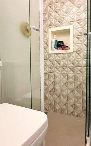 Casa à venda com 252m², 4 quartos e 2 vagas Casa à venda com 252m², 4 quartos e 2 vagasBanheiro Social