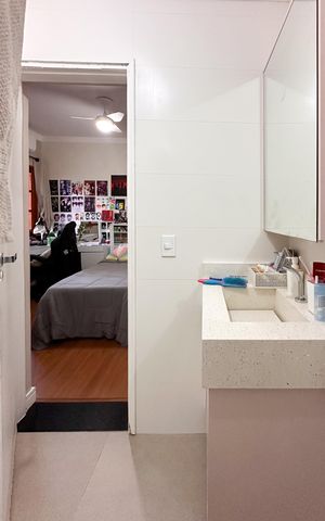 Casa à venda com 252m², 4 quartos e 2 vagas Casa à venda com 252m², 4 quartos e 2 vagasBanheiro da Suíte 2