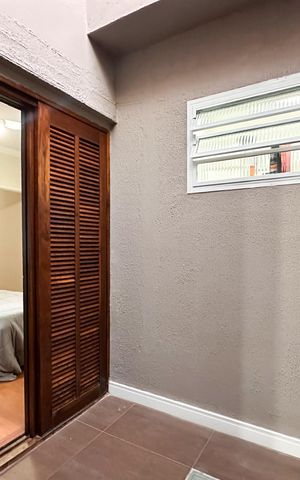 Casa à venda com 252m², 4 quartos e 2 vagas Casa à venda com 252m², 4 quartos e 2 vagasJardim de Inverno