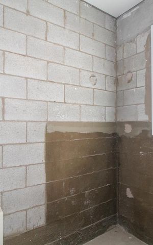 Apartamento à venda com 341m², 4 quartos e 5 vagas Apartamento à venda com 341m², 4 quartos e 5 vagasBanheiro 2 da Suíte 4