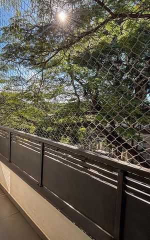 Casa à venda com 366m², 3 quartos e 4 vagas Casa à venda com 366m², 3 quartos e 4 vagasVaranda da Suíte 1