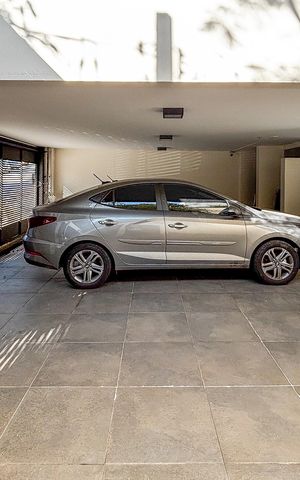 Casa à venda com 366m², 3 quartos e 4 vagas Casa à venda com 366m², 3 quartos e 4 vagasÁrea externa