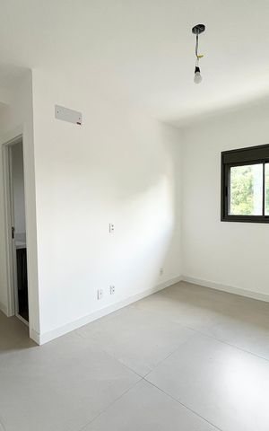Apartamento à venda com 255m², 3 quartos e 2 vagas Apartamento à venda com 255m², 3 quartos e 2 vagasSuite 1