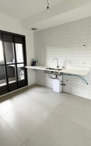 Apartamento à venda com 255m², 3 quartos e 2 vagas Apartamento à venda com 255m², 3 quartos e 2 vagasCozinha
