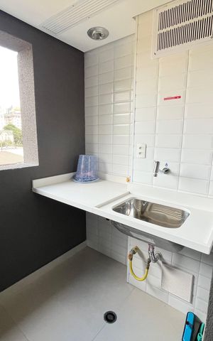 Apartamento à venda com 255m², 3 quartos e 2 vagas Apartamento à venda com 255m², 3 quartos e 2 vagasÁrea de Serviço