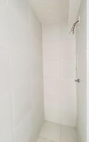 Apartamento à venda com 34m², 2 quartos e sem vagaBanheiro
