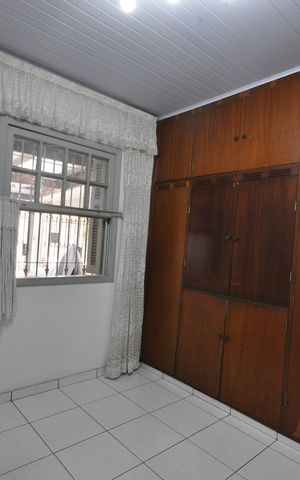 Casa à venda com 320m², 2 quartos e 3 vagasQuarto Suíte