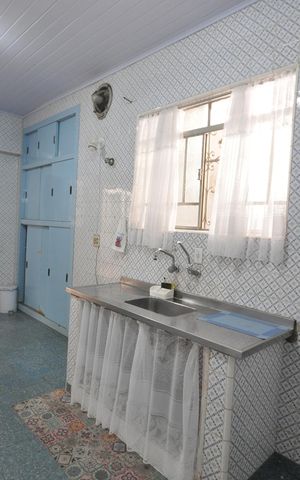Casa à venda com 320m², 2 quartos e 3 vagasCozinha