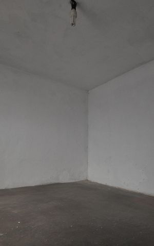 Casa à venda com 320m², 2 quartos e 3 vagasSótão