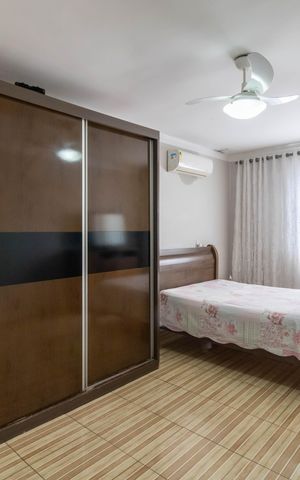 Casa à venda com 151m², 3 quartos e 3 vagas Casa à venda com 151m², 3 quartos e 3 vagasSuíte