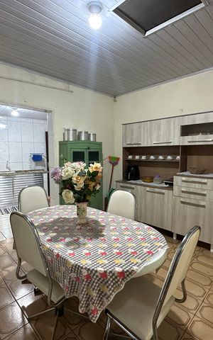 Casa à venda com 121m², 2 quartos e 2 vagas Casa à venda com 121m², 2 quartos e 2 vagasSala de Jantar