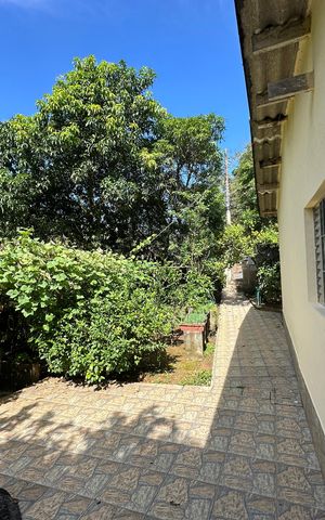 Casa à venda com 121m², 2 quartos e 2 vagas Casa à venda com 121m², 2 quartos e 2 vagasQuintal