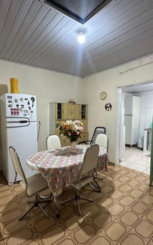 Casa à venda com 121m², 2 quartos e 2 vagas Casa à venda com 121m², 2 quartos e 2 vagasSala de Jantar