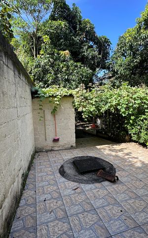 Casa à venda com 121m², 2 quartos e 2 vagas Casa à venda com 121m², 2 quartos e 2 vagasQuintal